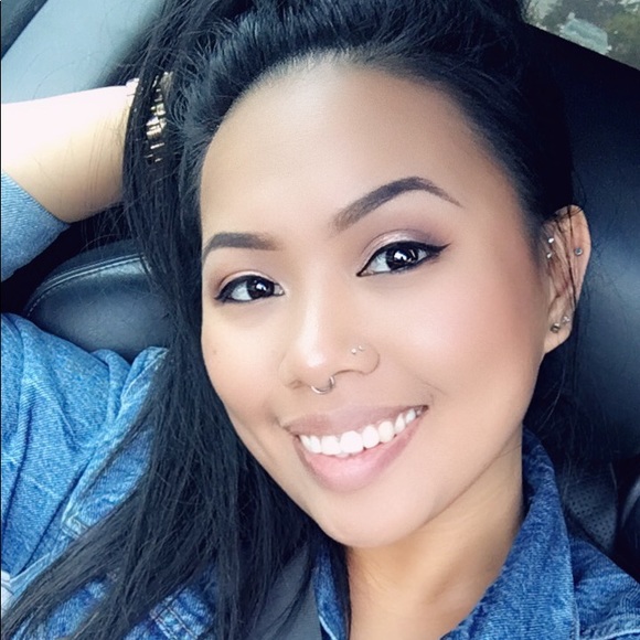 Meet your Posher, Rachel - Picture 1 of 1